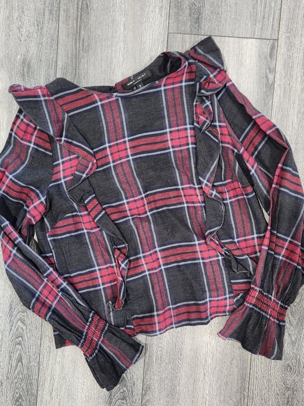 Women's Botique Ruffle Plaid Top sz S